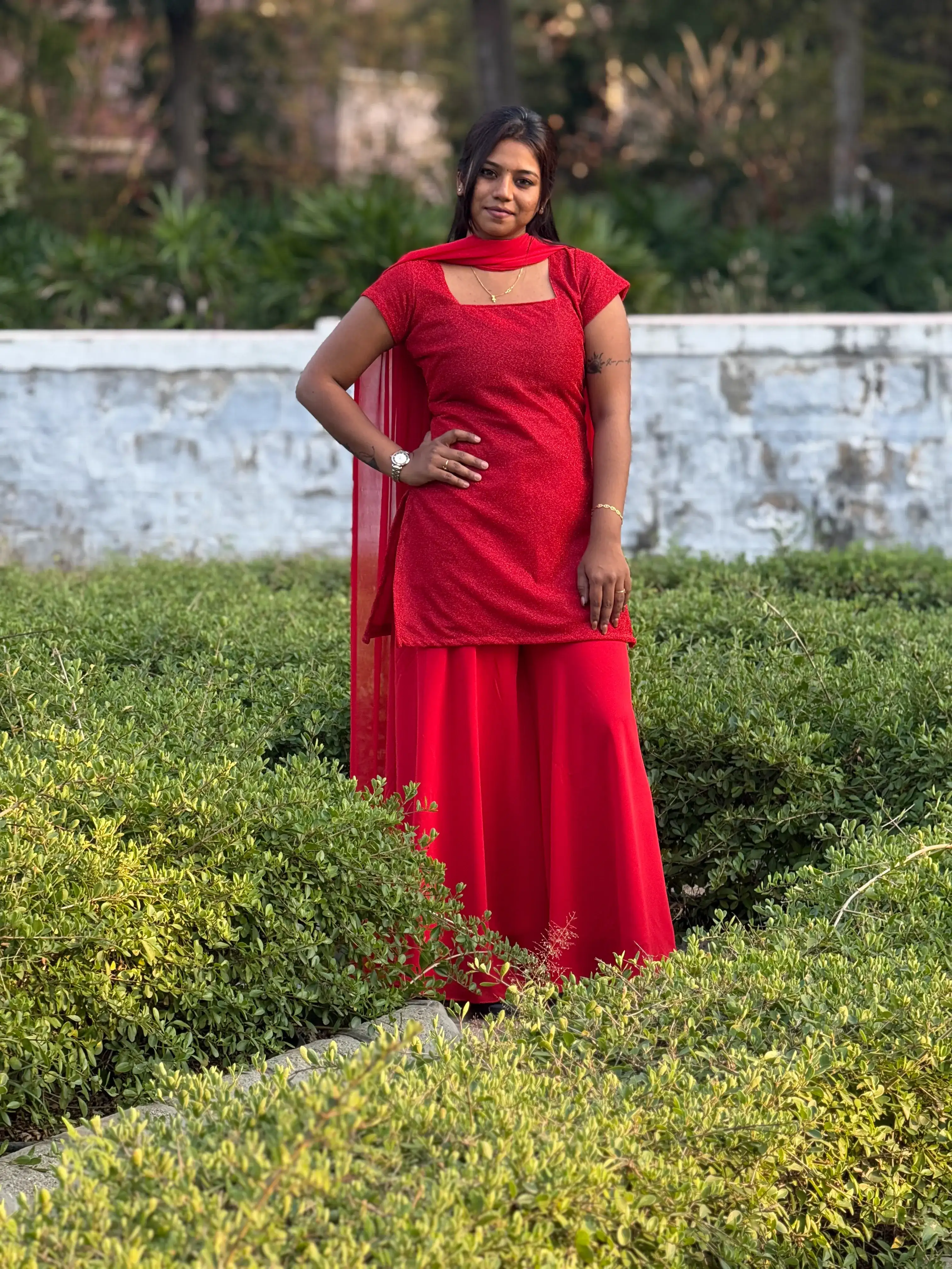Georgette Sharara set
