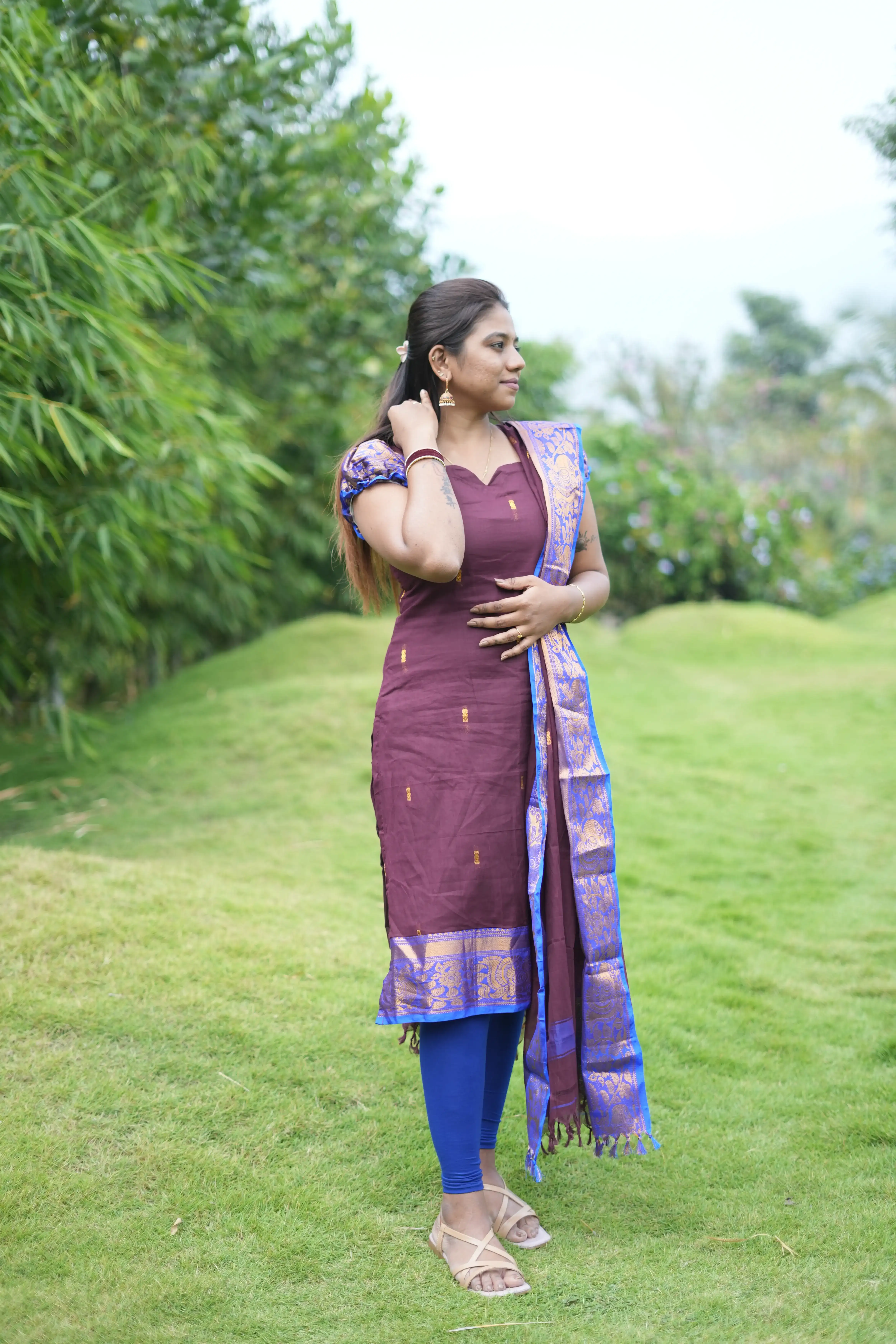 Traditional Narayanpet kurti with shawl